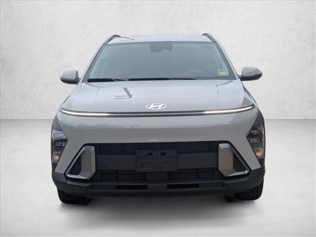 2024 Hyundai Kona SEL photo 2