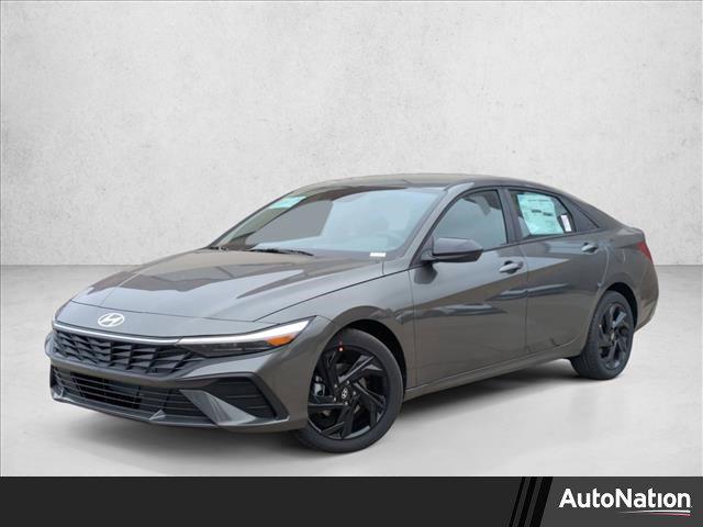 2026 Hyundai Elantra SEL's photo