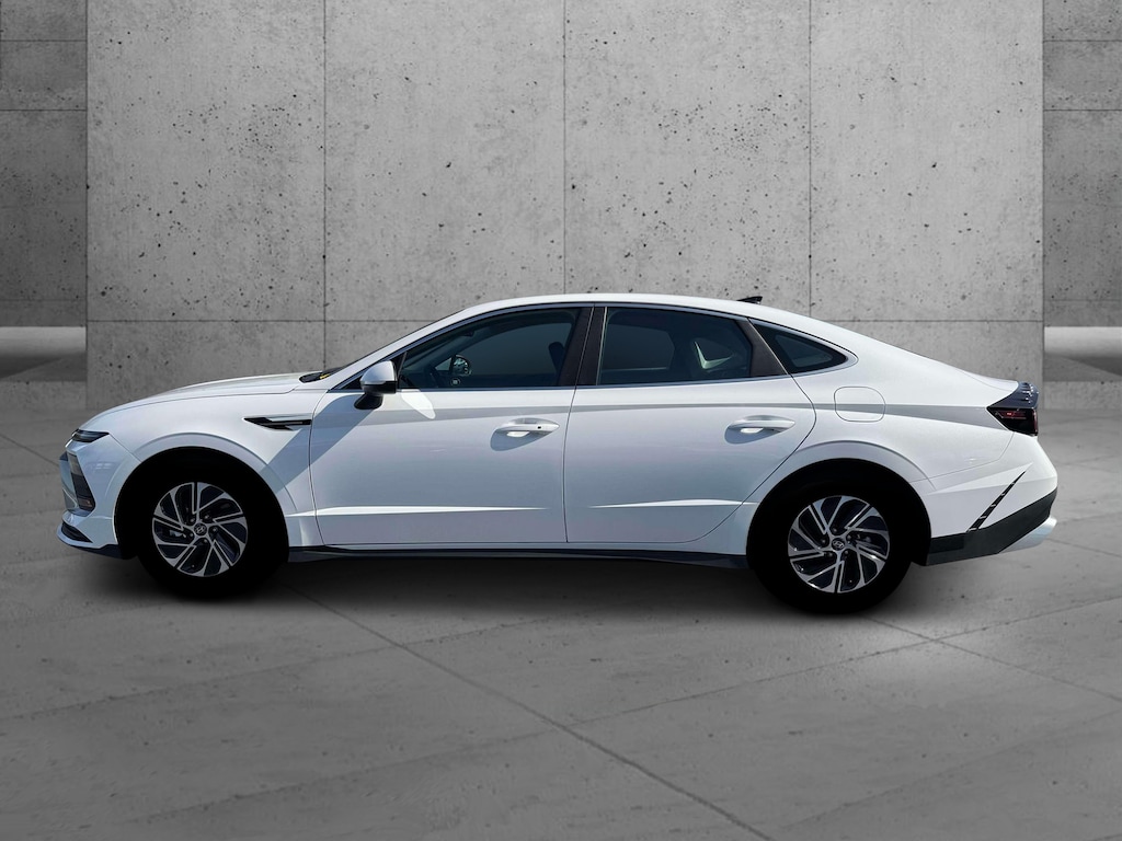 New 2026 Hyundai Sonata Hybrid Blue Sedan