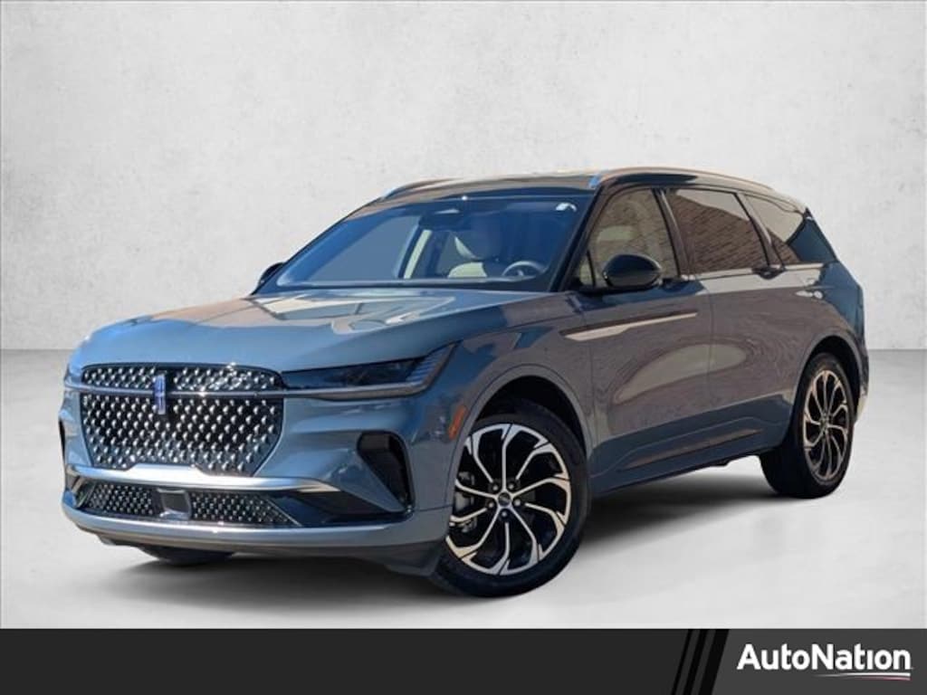 Used 2025 Lincoln Nautilus Reserve Sport Utility