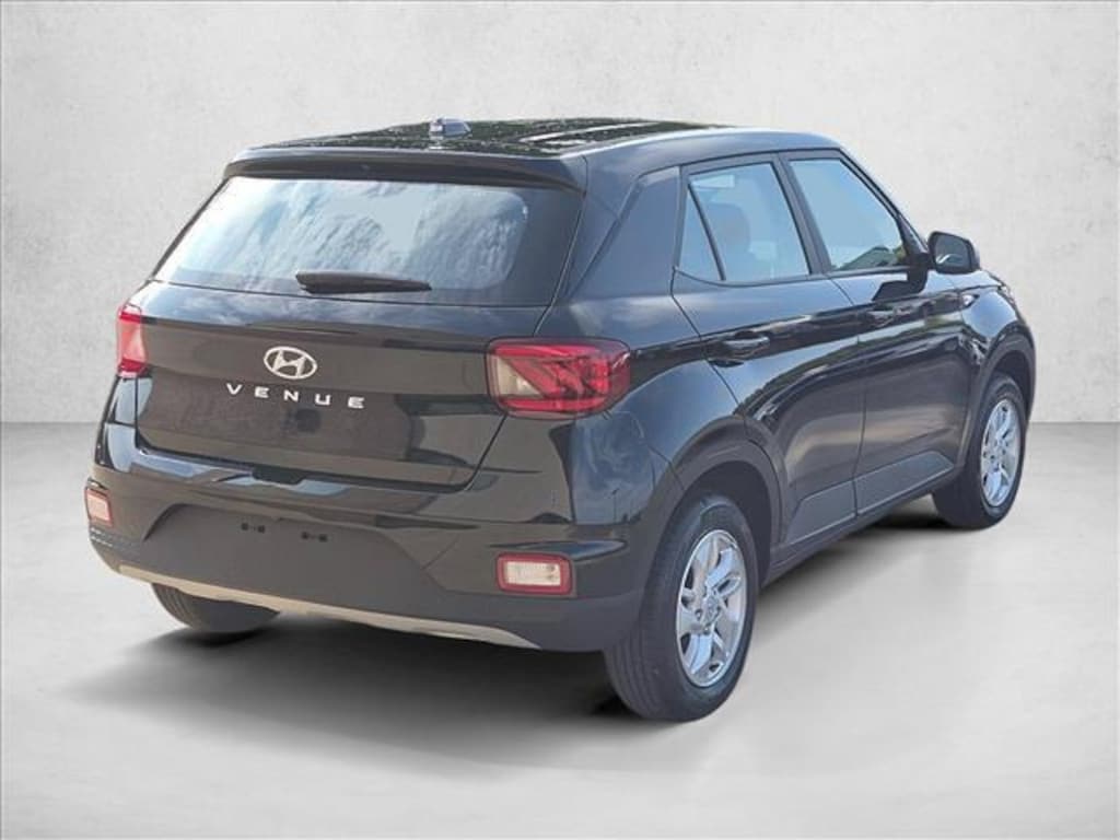 New 2026 Hyundai Venue SE SUV