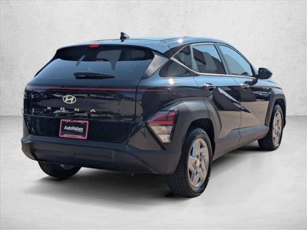New 2027 Hyundai Kona SE FWD SUV