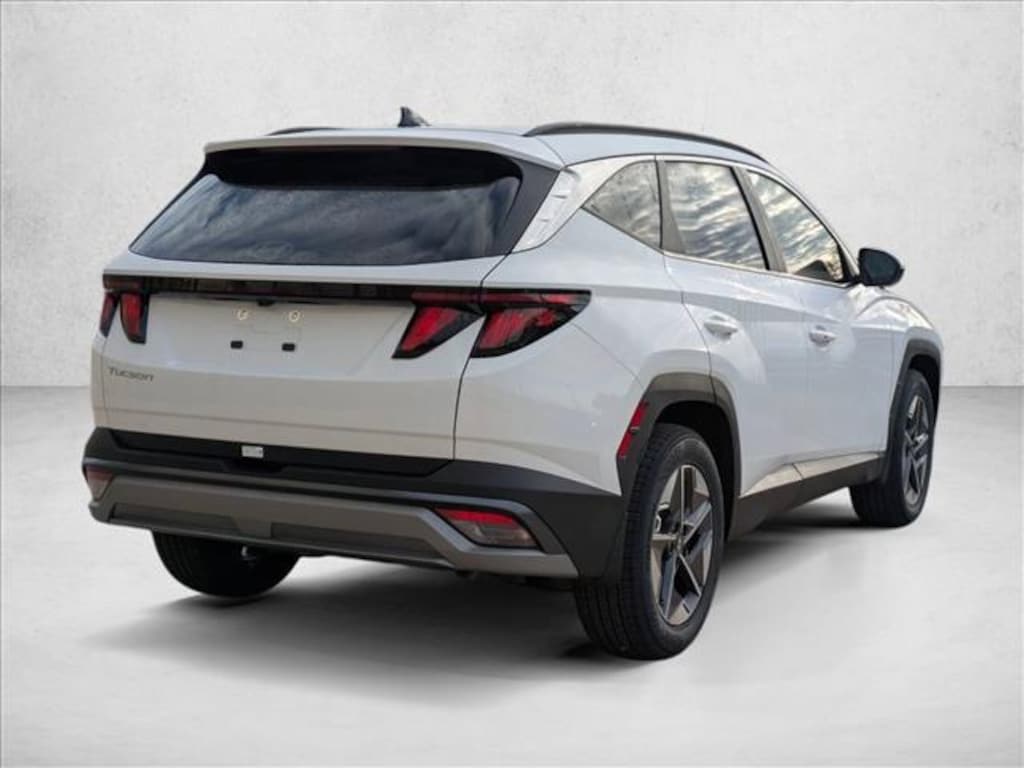 New 2026 Hyundai Tucson SEL FWD SUV