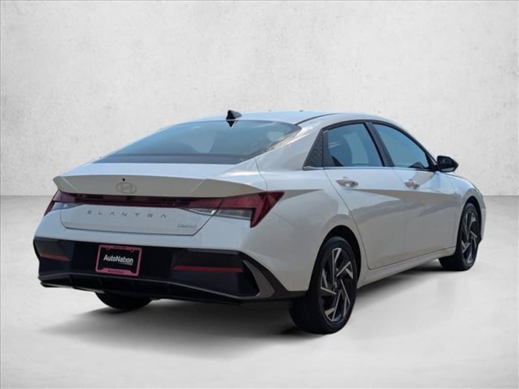 New 2026 Hyundai Elantra Limited Sedan
