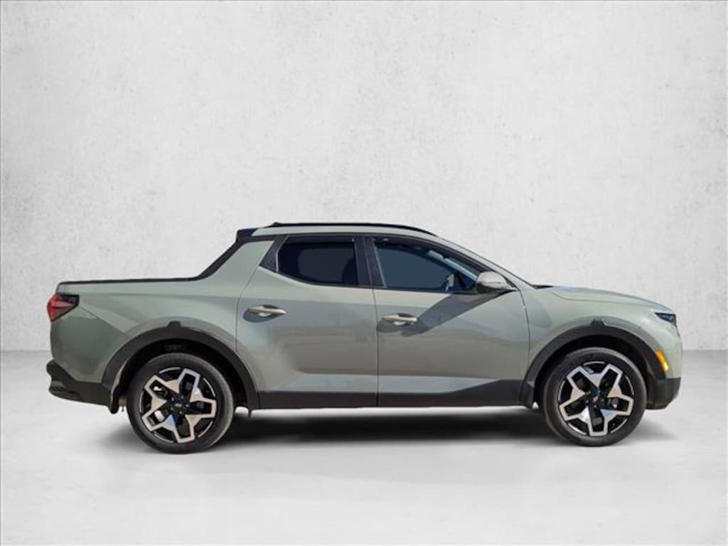 Used 2023 Hyundai Santa Cruz Limited Crew Cab Pickup