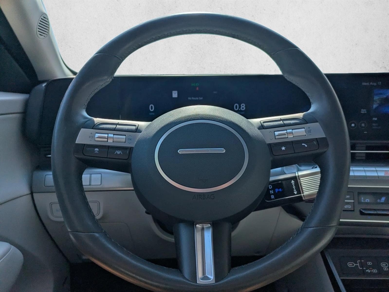 2024 Hyundai Kona Limited - Photo 11