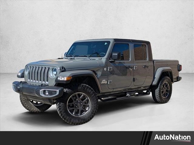 2023 Jeep Gladiator Overland's photo