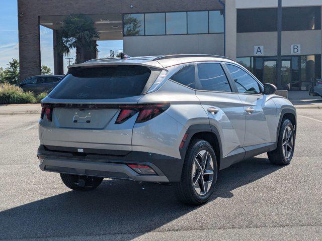 2025 Hyundai Tucson SEL photo 2