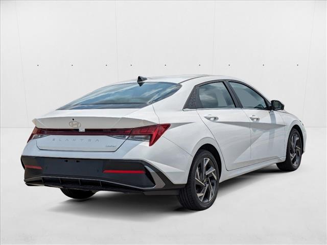 2024 Hyundai Elantra Limited photo 2