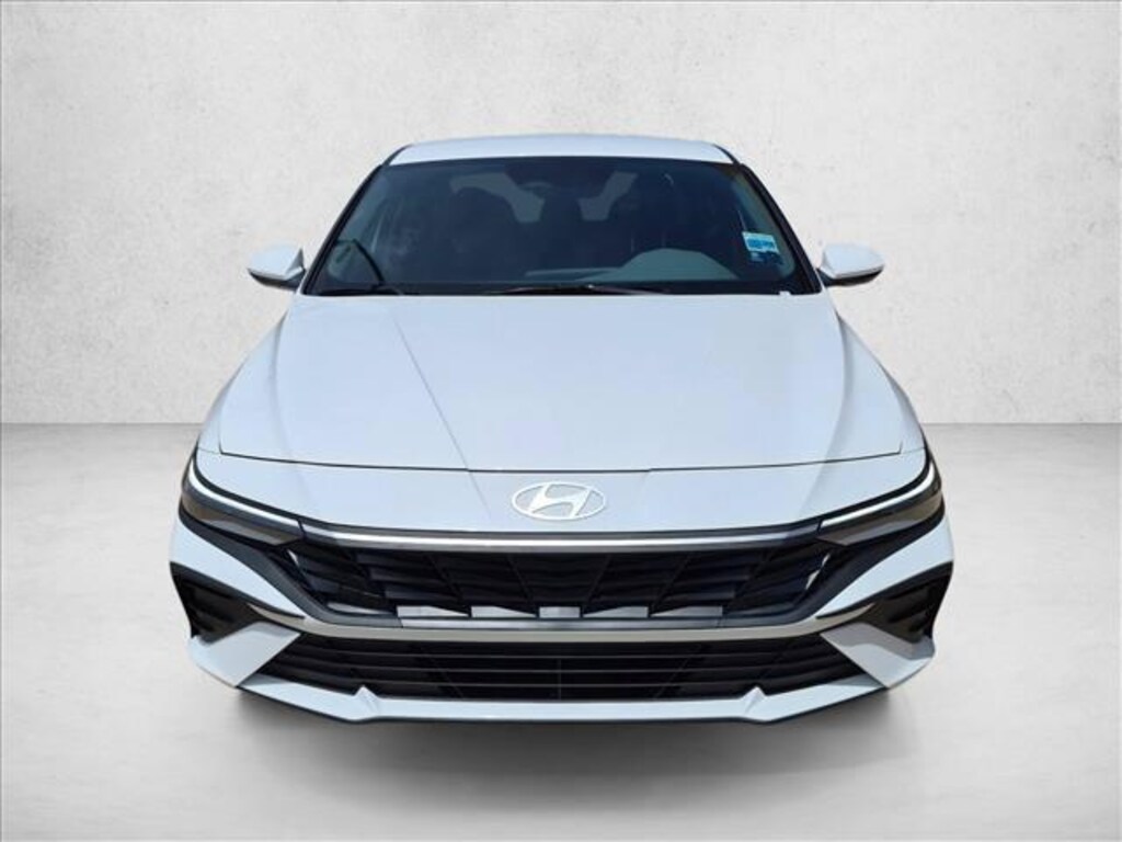 New 2026 Hyundai Elantra SE Sedan