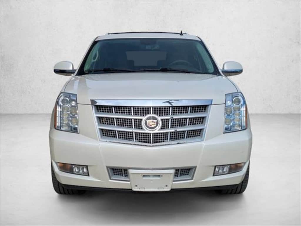 Used 2014 Cadillac Escalade Platinum Sport Utility