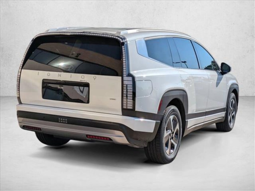New 2026 Hyundai IONIQ 9 SE SUV