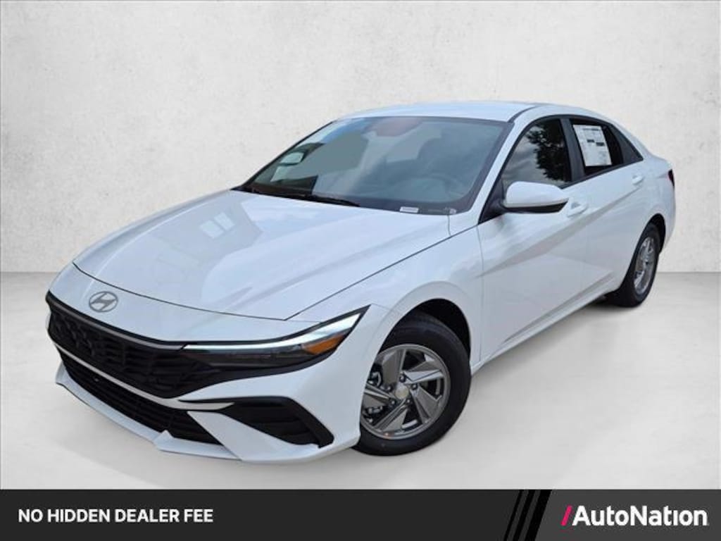 New 2026 Hyundai Elantra SE Sedan