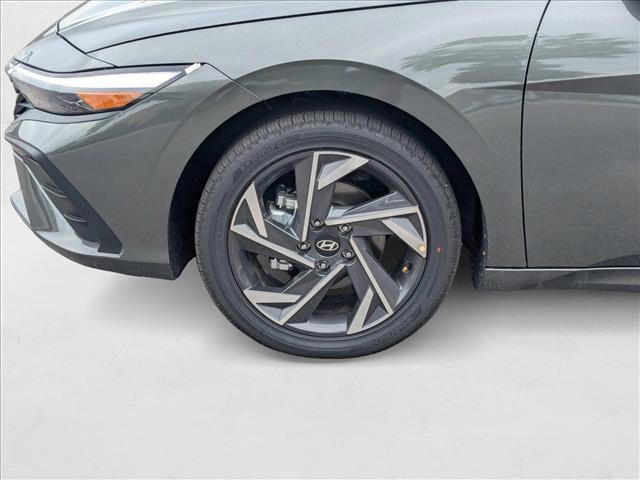 2025 Hyundai Elantra Blue - Photo 10