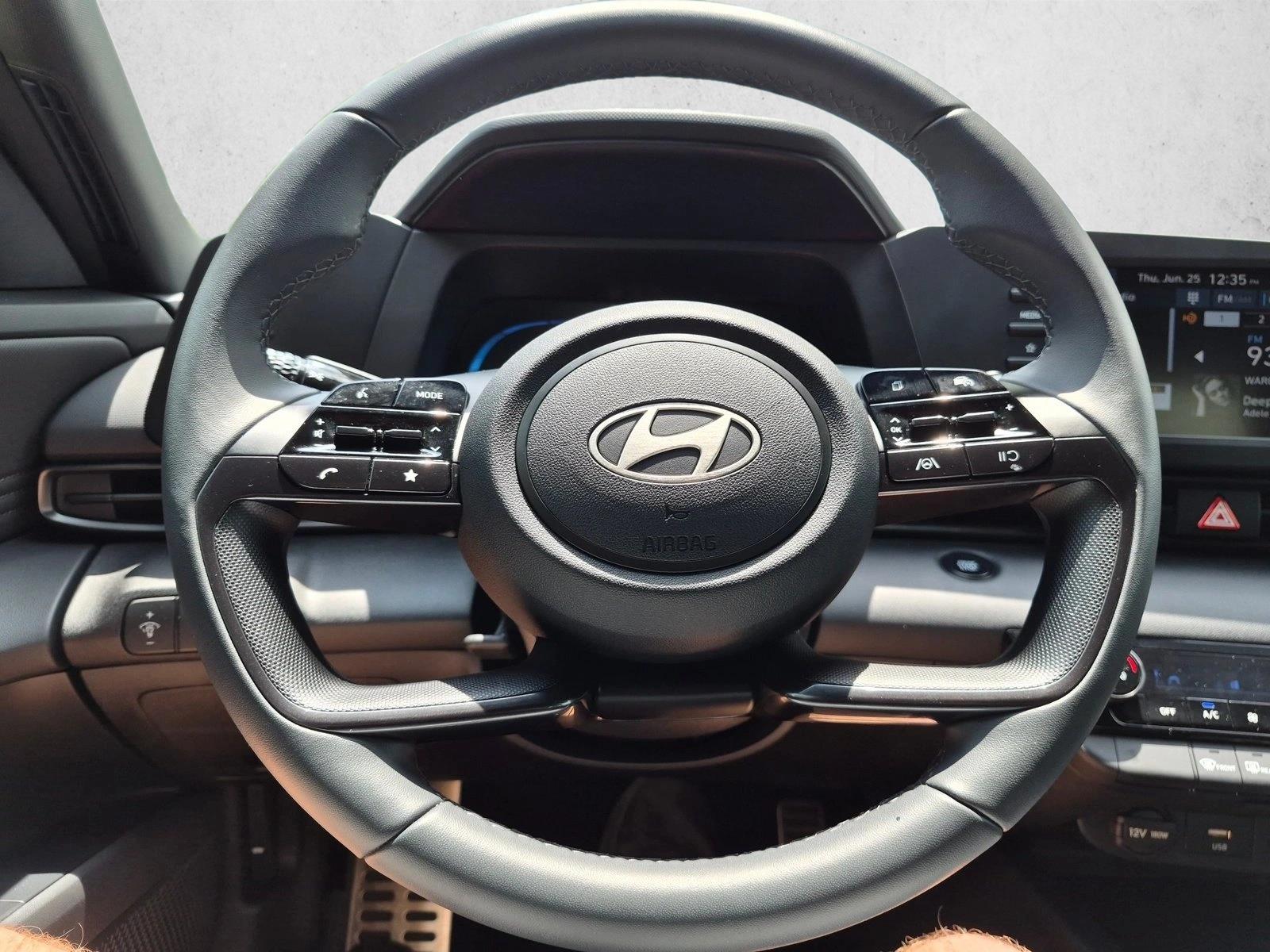 2026 Hyundai Elantra SEL Sport - Photo 10