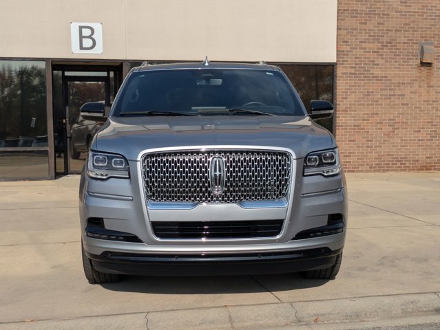 2024 Lincoln Navigator Reserve photo 2