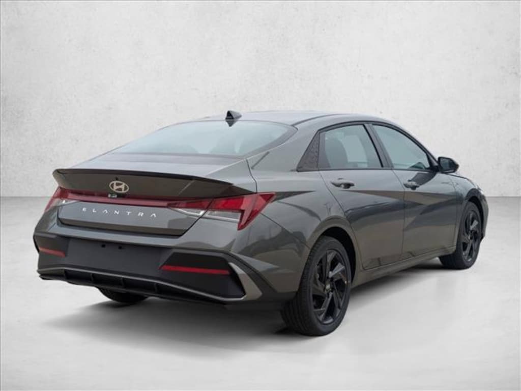 New 2026 Hyundai Elantra SEL Sport Sedan