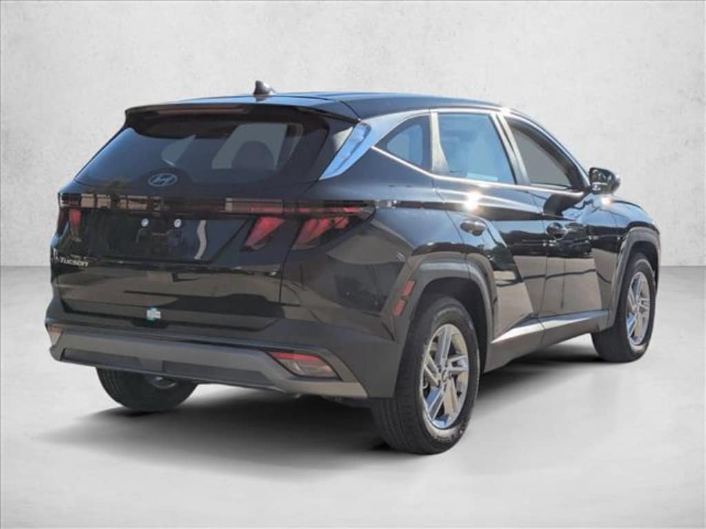 New 2026 Hyundai Tucson SE FWD SUV