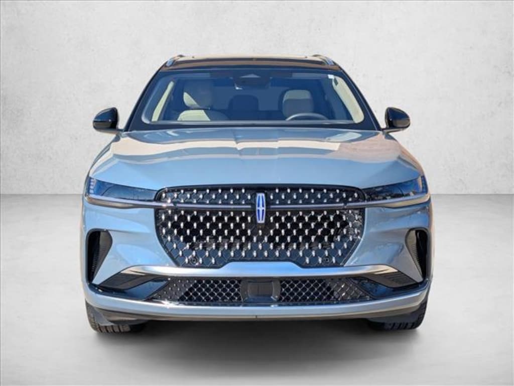 Used 2025 Lincoln Nautilus Reserve Sport Utility