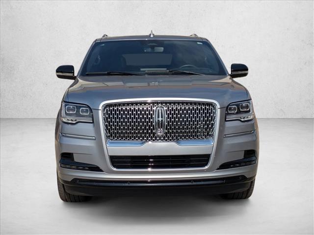 2024 Lincoln Navigator Reserve photo 2