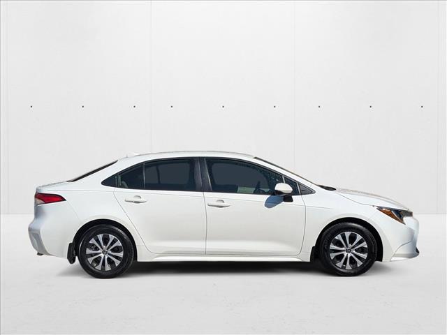 2022 Toyota Corolla Hybrid LE photo 4