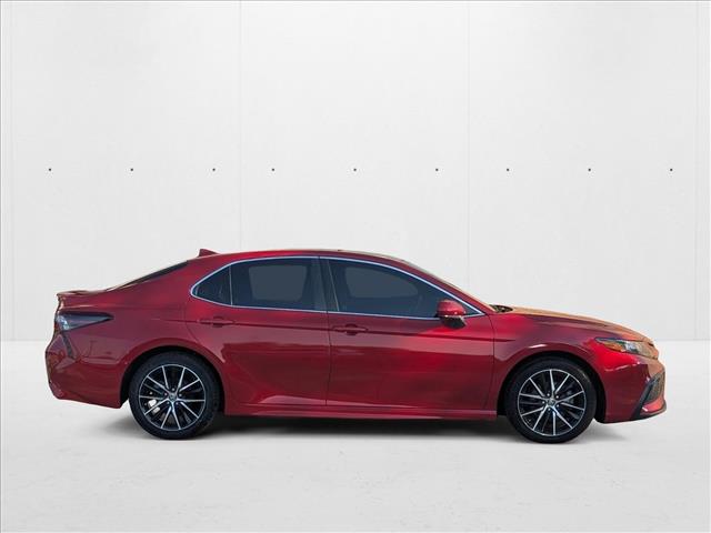 2021 Toyota Camry SE photo 4