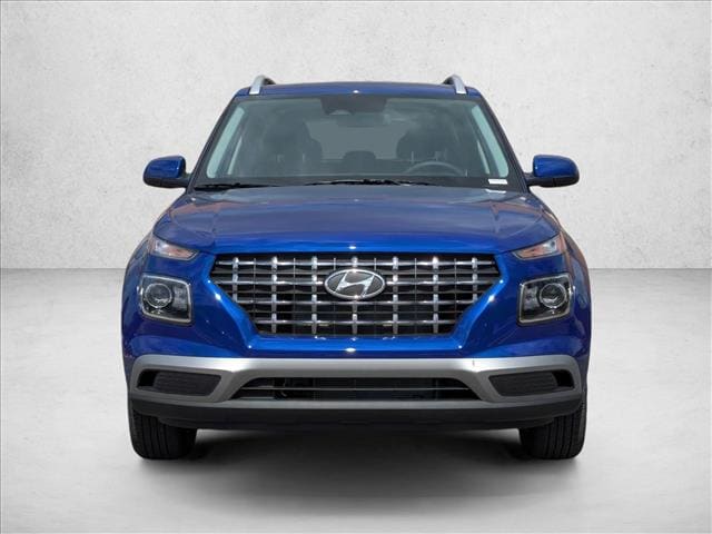 2025 Hyundai Venue SEL - Photo 6