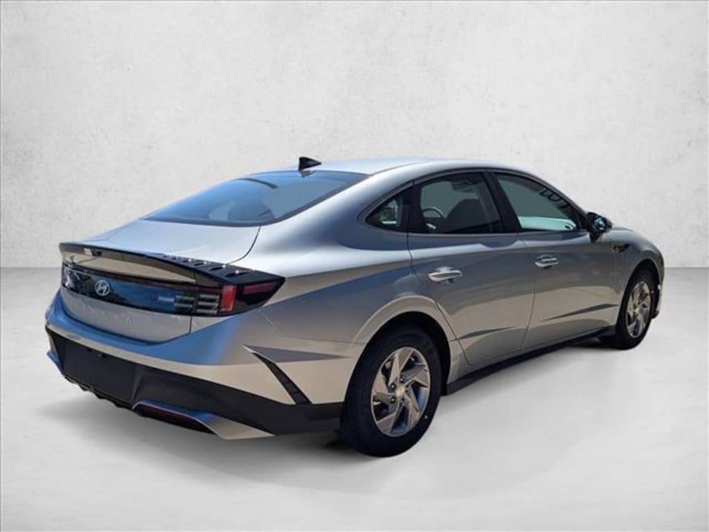 New 2026 Hyundai Sonata SE Sedan