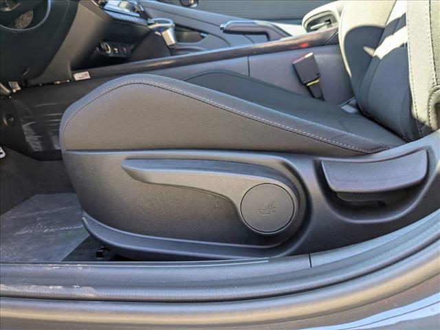 2025 Hyundai Elantra SEL Sport photo 4