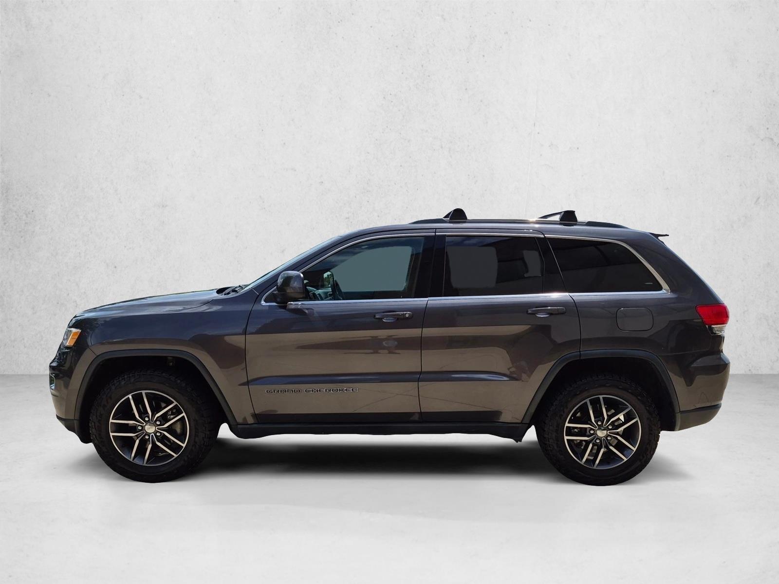 2017 Jeep Grand Cherokee Laredo E - Photo 9
