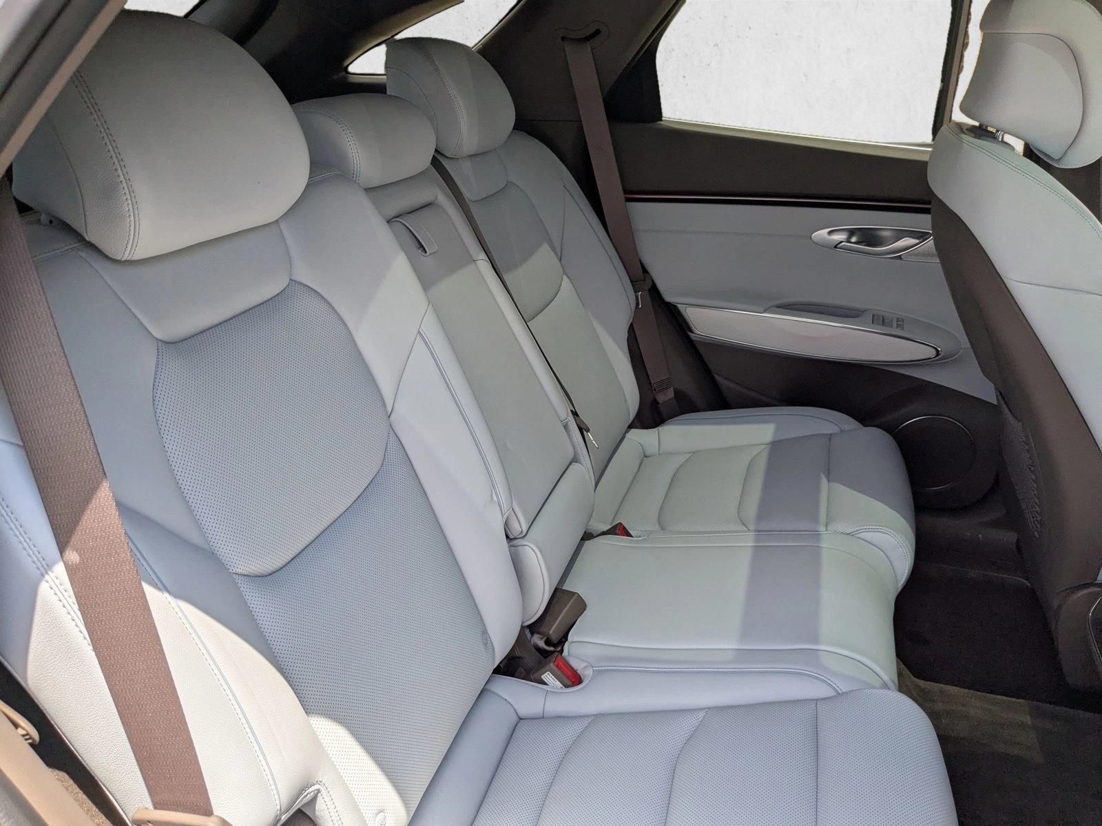 2026 GENESIS GV70 Advanced - Photo 21