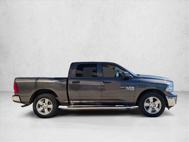 2023 Ram 1500 Tradesman photo 3