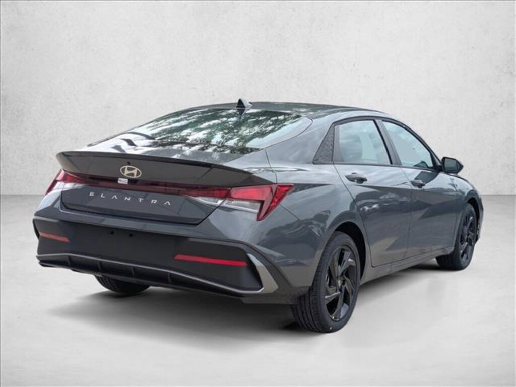 New 2026 Hyundai Elantra SEL Sport Sedan