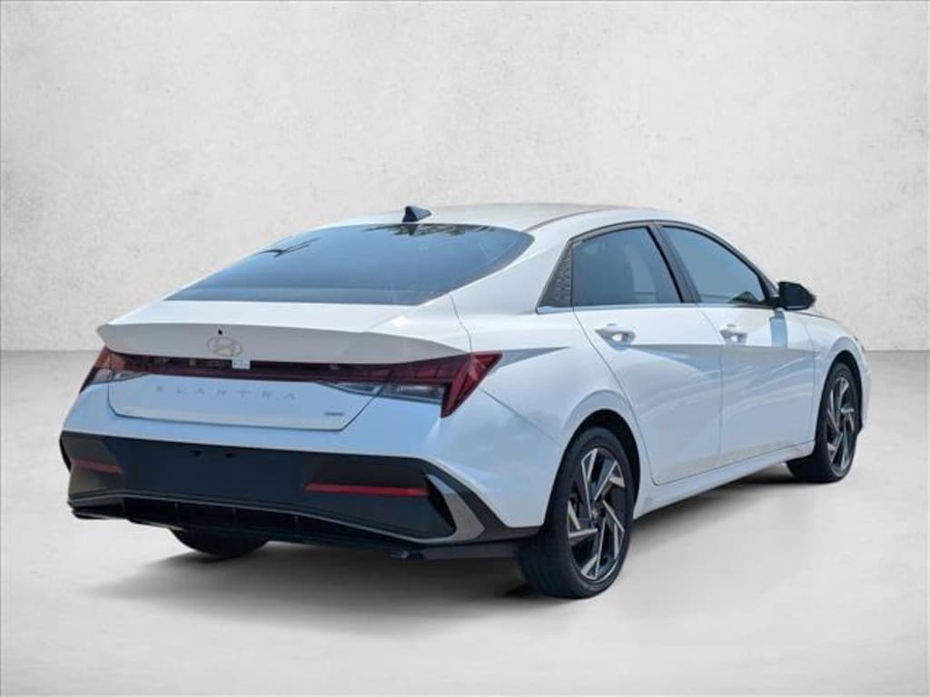 New 2025 Hyundai Elantra Hybrid Limited Sedan