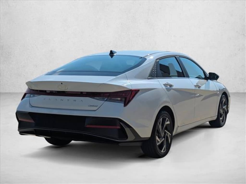 New 2026 Hyundai Elantra Limited Sedan