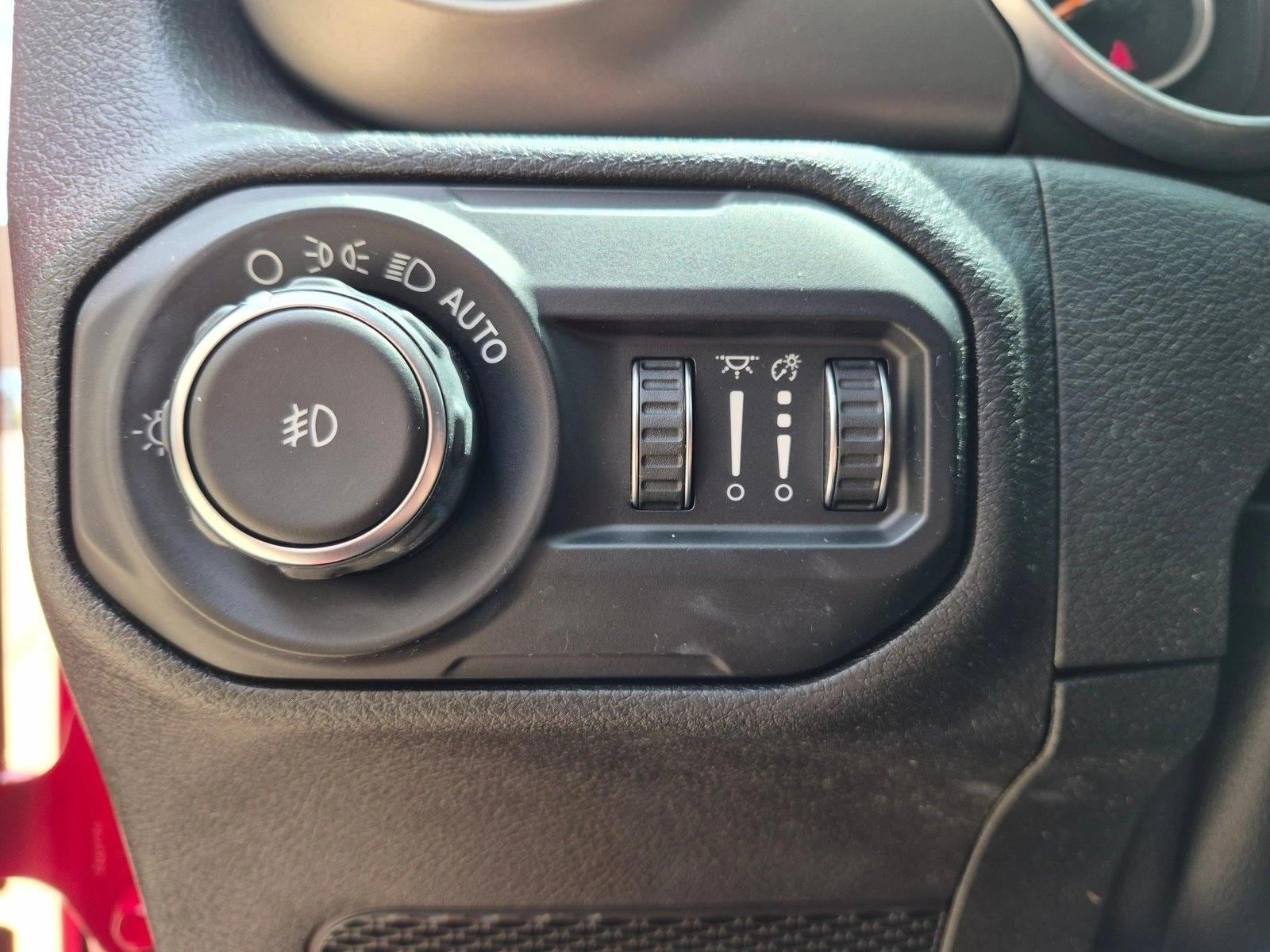 2018 Jeep All-New Wrangler Sport S - Photo 15