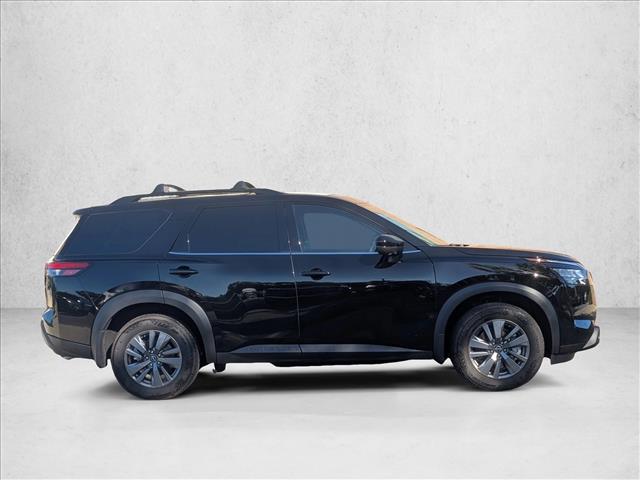 2024 Nissan Pathfinder SV photo 4
