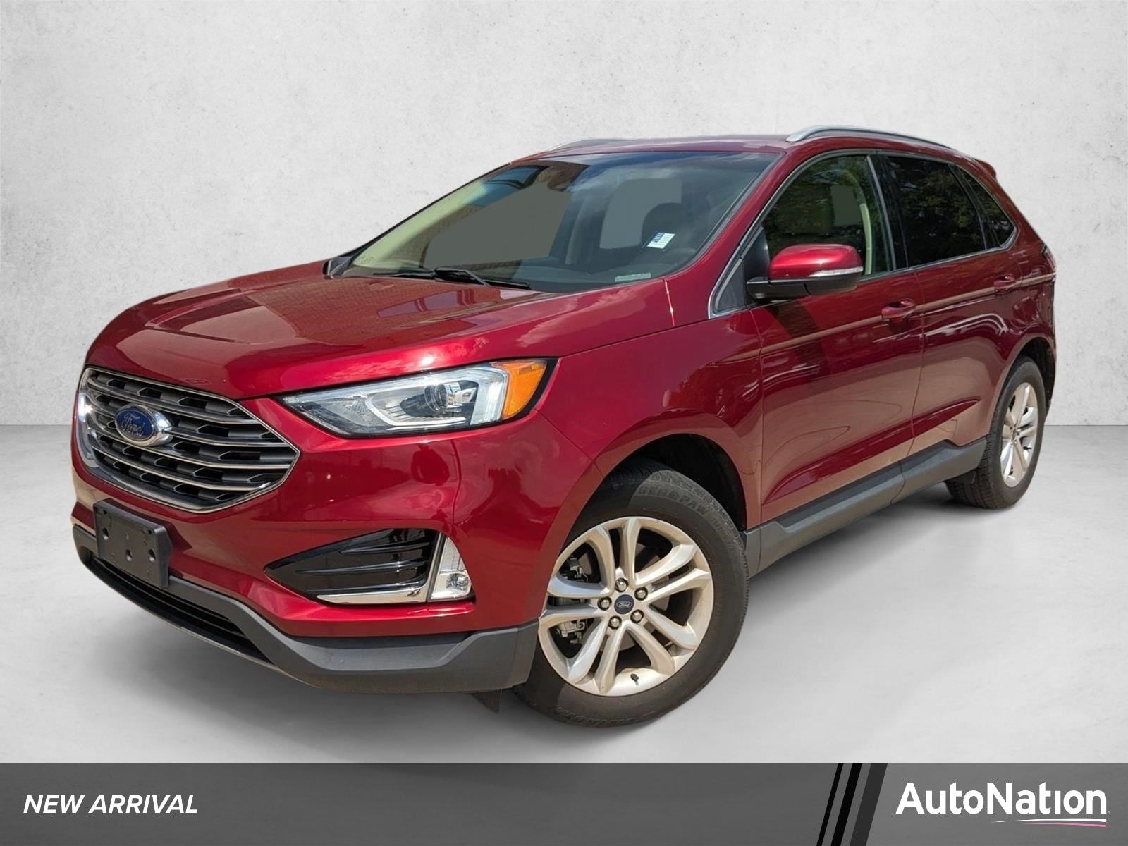 2019 Ford Edge SEL's photo