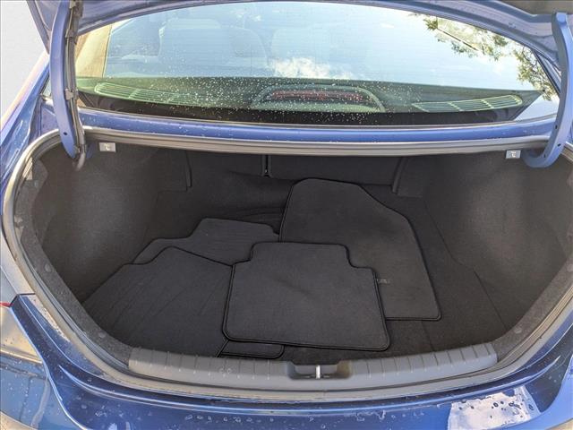 2018 Hyundai Elantra SEL photo 3