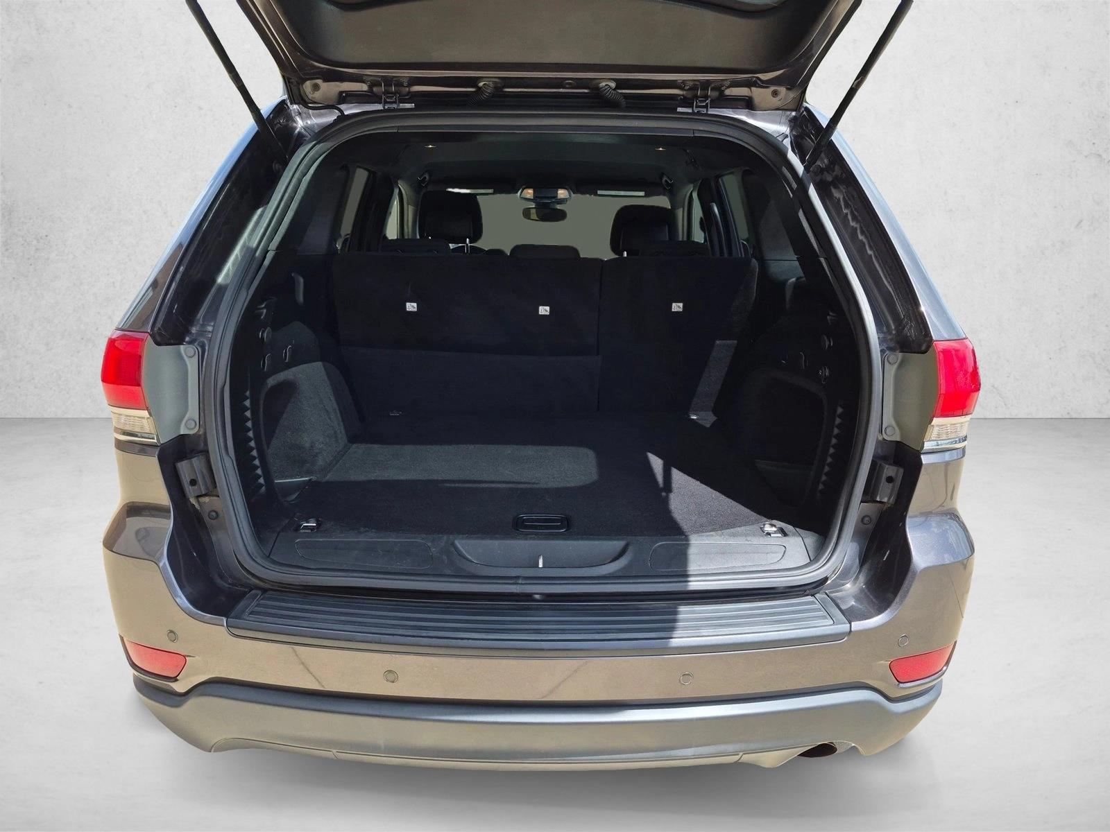 2017 Jeep Grand Cherokee Laredo E - Photo 6