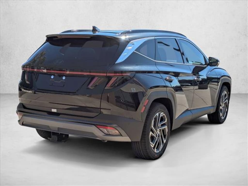 New 2026 Hyundai Tucson Limited FWD SUV