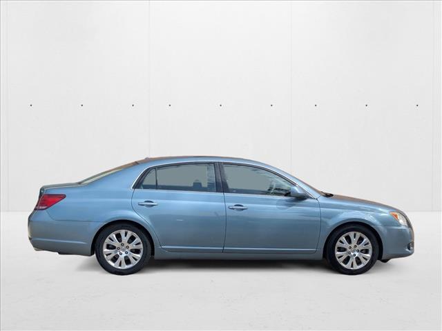 2009 Toyota Avalon XLS photo 4