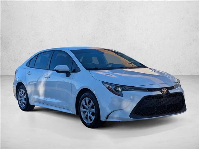 2021 Toyota Corolla LE photo 3