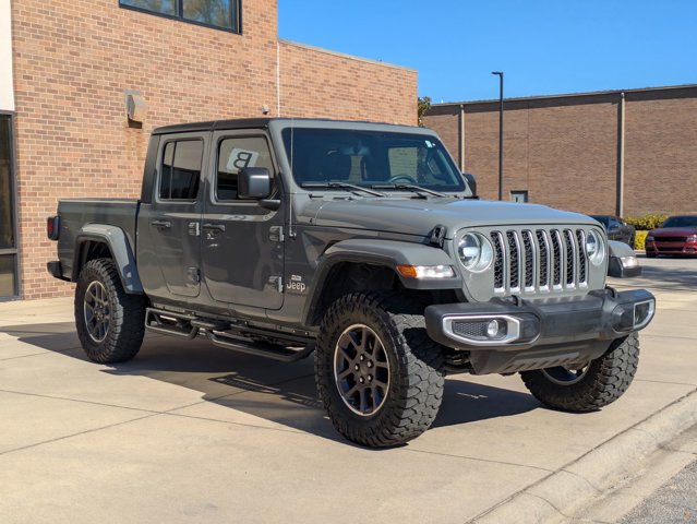 2023 Jeep Gladiator Overland photo 2