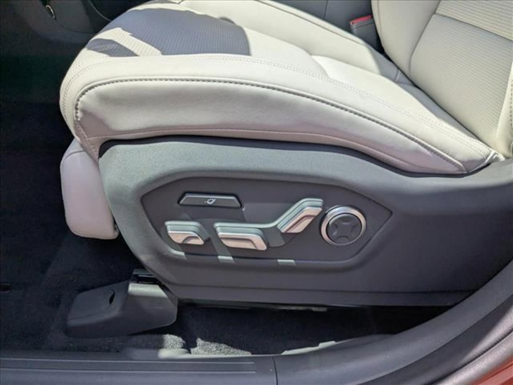 New 2025 Hyundai Santa Fe Hybrid Calligraphy SUV