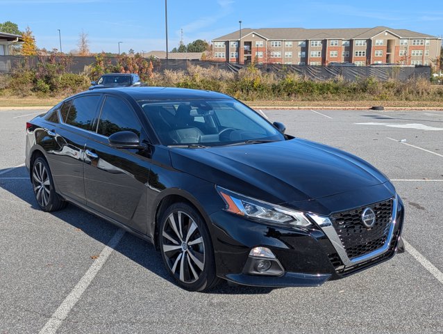 2019 Nissan Altima 2.5 Platinum photo 3