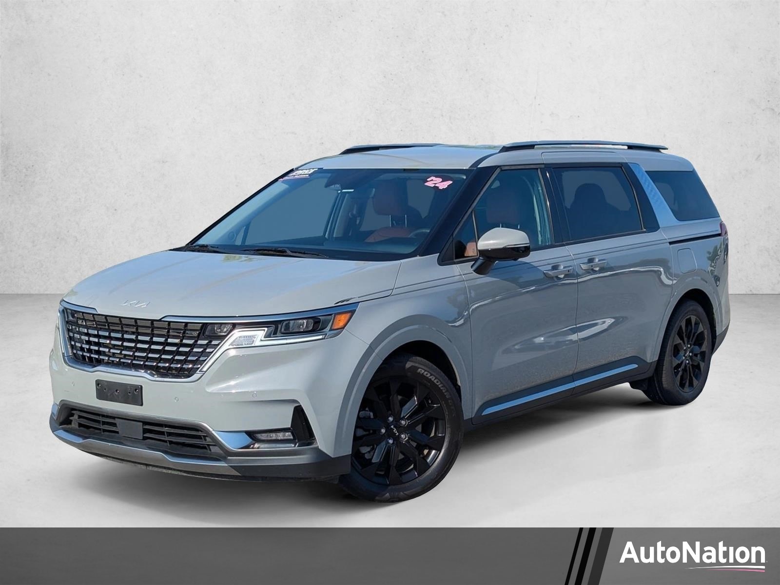 2024 Kia Carnival SX