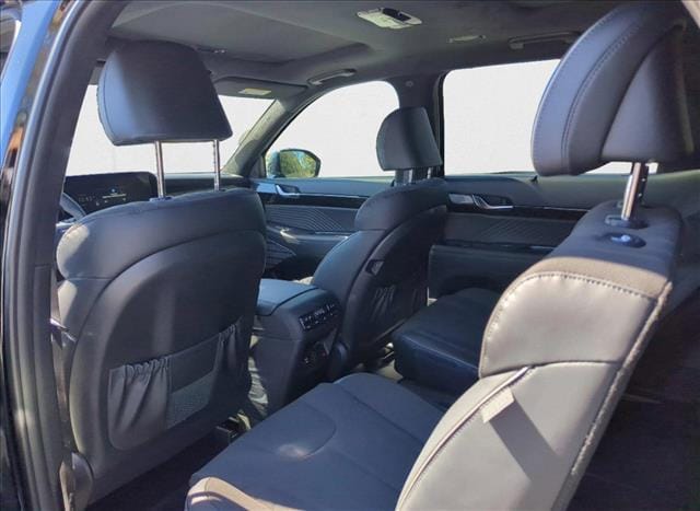 2025 Hyundai Palisade Calligraphy Night Edition - Photo 16