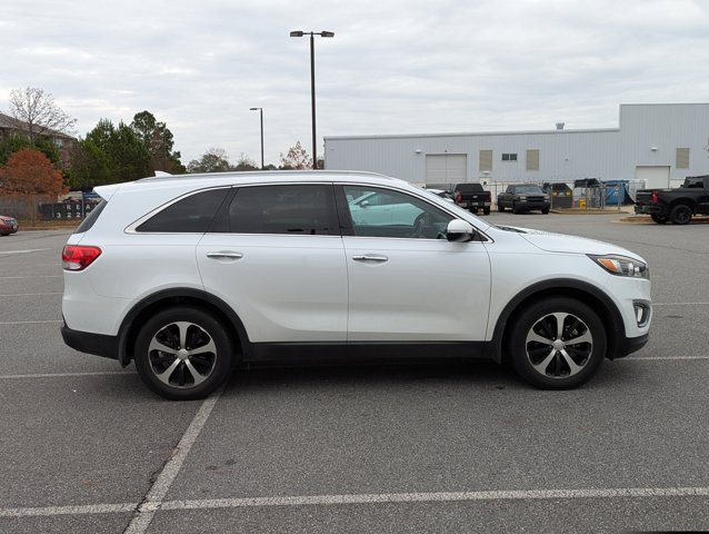 2017 Kia Sorento EX photo 3