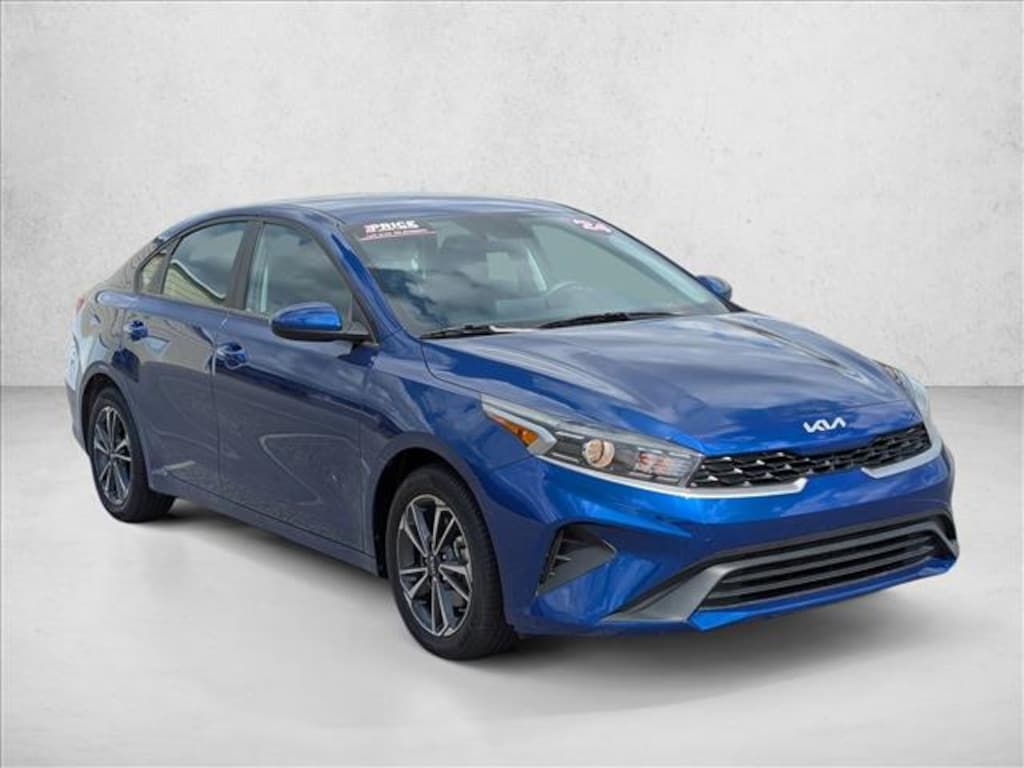 Used 2024 Kia Forte LXS 4dr Car